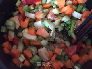 时蔬鲜鸡汤的做法步骤：6