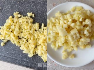 甜酥脆菠萝派，不用和面5分钟轻松做！的做法步骤：2