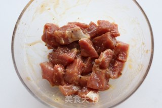 孜然牙签肉的做法步骤：3