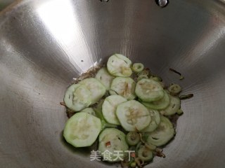 丝瓜肉丝面的做法步骤：5