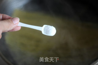 秋葵蒜蓉意面的做法步骤：4