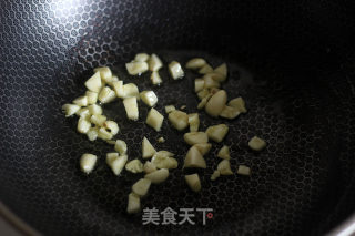 秋葵蒜蓉意面的做法步骤：5