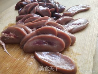 猪腰汤的做法步骤：3