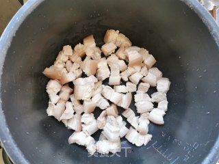 土豆红烧肉的做法步骤：6