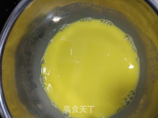 蝴蝶奶油水果夹心蛋糕的做法步骤：4