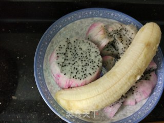 蝴蝶奶油水果夹心蛋糕的做法步骤：17