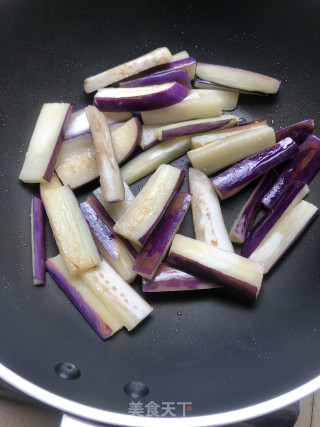 咸鱼茄子煲的做法步骤：4