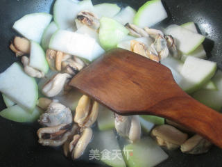 淡菜炒蒲瓜的做法步骤：5