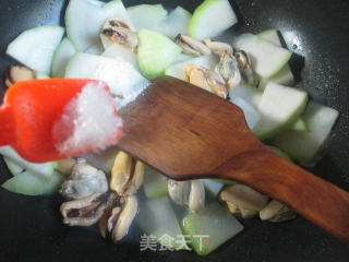 淡菜炒蒲瓜的做法步骤：7
