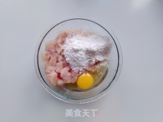 香酥鸡丁的做法步骤：2