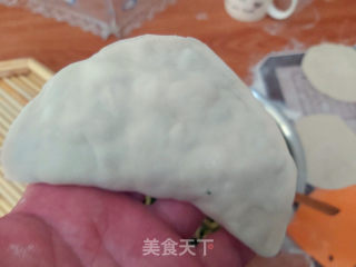 香菇韭菜盒子的做法步骤：12