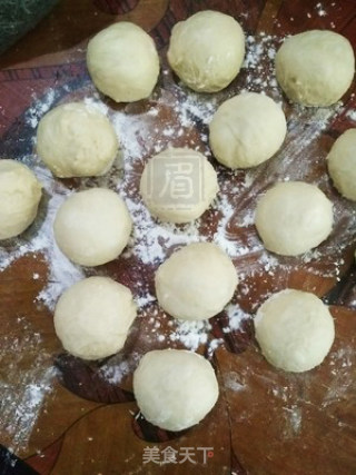 黑米馅小面包的做法步骤：6