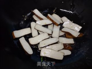 香干炒火腿的做法步骤：4