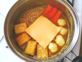 咖喱方便面的做法步骤：4