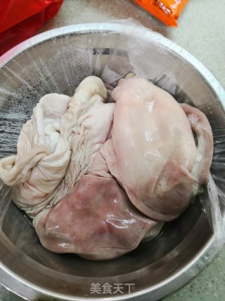 砂锅猪肚的做法步骤：1