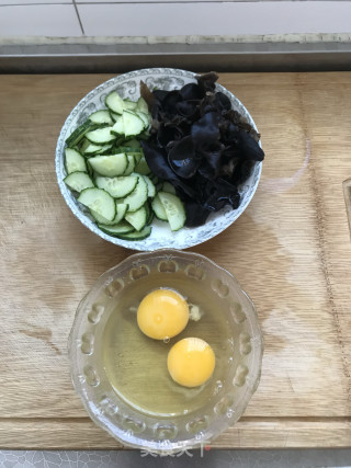 木须肉的做法步骤：3