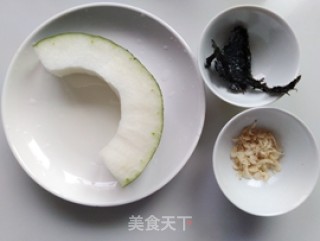 冬瓜紫菜虾皮汤的做法步骤：1
