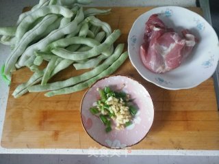 白四季豆烧肉的做法步骤：1