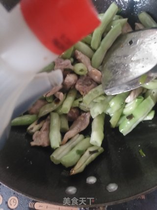 白四季豆烧肉的做法步骤：9