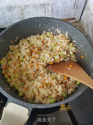 扇贝肉毛豆炒米的做法步骤：5