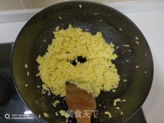 粒粒香炒饭的做法步骤：4