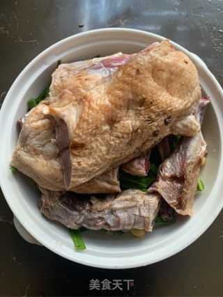 蒸咸鸭的做法步骤：2