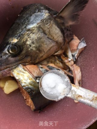 酱烧鲅鱼头的做法步骤：4
