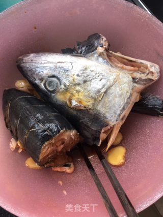 酱烧鲅鱼头的做法步骤：5