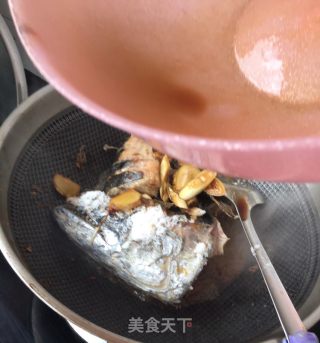 酱烧鲅鱼头的做法步骤：13