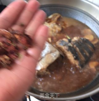酱烧鲅鱼头的做法步骤：16