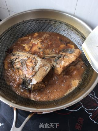 酱烧鲅鱼头的做法步骤：17