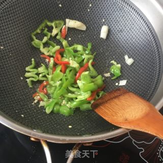 麻椒炒肘子肉的做法步骤：5