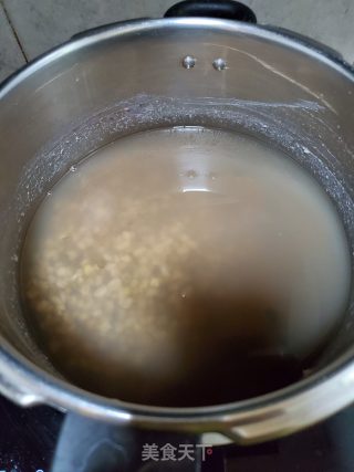 绿豆洋薏仁粥的做法步骤：5