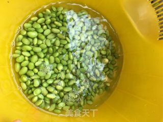 毛豆炒海蟹的做法步骤：7
