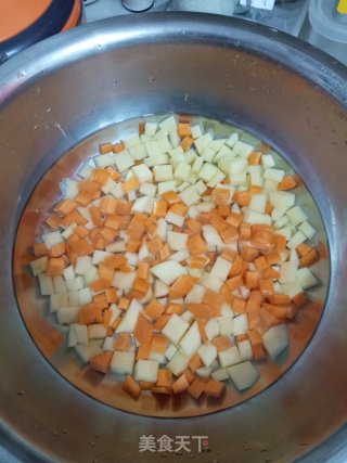 排骨焖饭的做法步骤：2