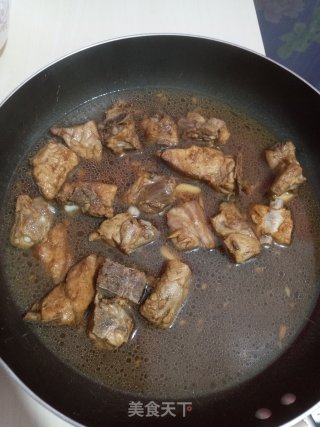 排骨焖饭的做法步骤：6