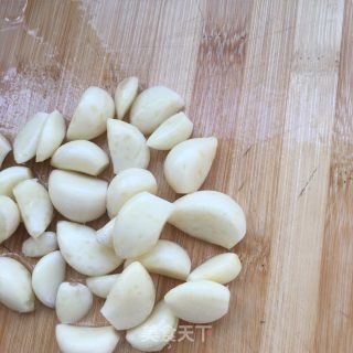 蒜子烧鲽鱼头的做法步骤：4