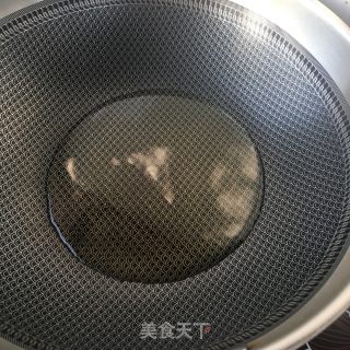蒜子烧鲽鱼头的做法步骤：5