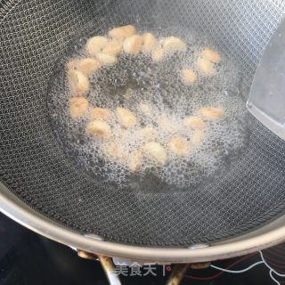 蒜子烧鲽鱼头的做法步骤：7