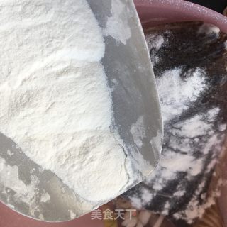 蒜子烧鲽鱼头的做法步骤：9