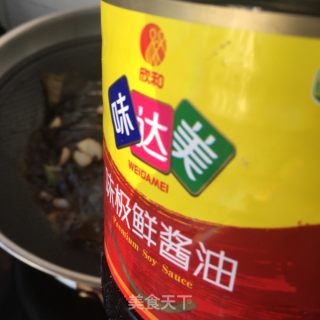 蒜子烧鲽鱼头的做法步骤：17