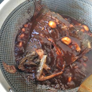 蒜子烧鲽鱼头的做法步骤：21