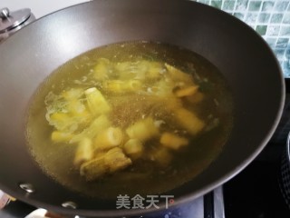 鸡胸扁尖冬瓜汤的做法步骤：4