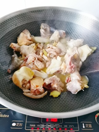 烧鸡块的做法步骤：4