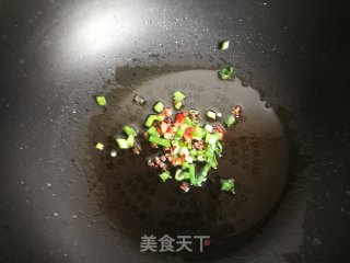 洋葱炒卤牛肉的做法步骤：3