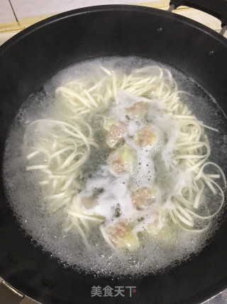龙虎斗馄炖面的做法步骤：5