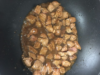 牛肉鸡蛋盖浇饭的做法步骤：4