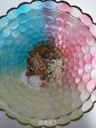 花生碎拌苦菊的做法步骤：8
