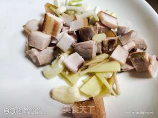 干煸有机花菜的做法步骤：1