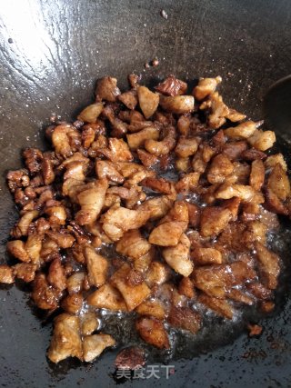 简单的肉干饭，省事又美味的做法步骤：5
